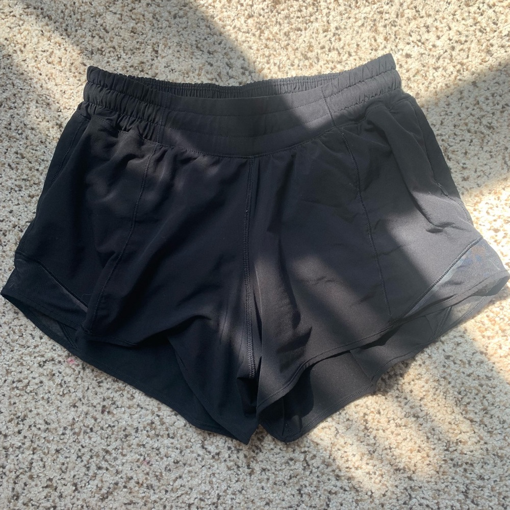 Lululemon Hotty Hot shorts